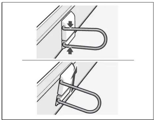 GAGGENAU RB280703 - Taking out the bottle holder - 1