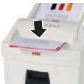 HSM Securio AF100 - A papir kozvetlen behelyezese az adagolonyilasba - 1