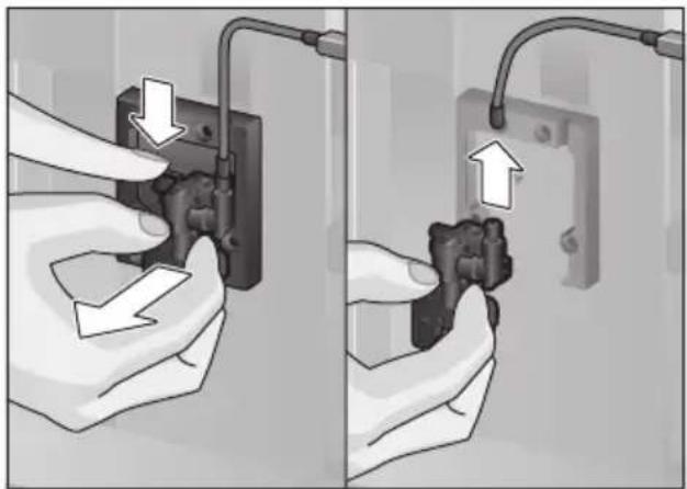 THERMADOR TCM24TS - Limpiar manualmente el sistema de leche - 1