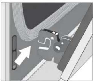 BOSCH HBN5451UC - To remove the oven door: - 3