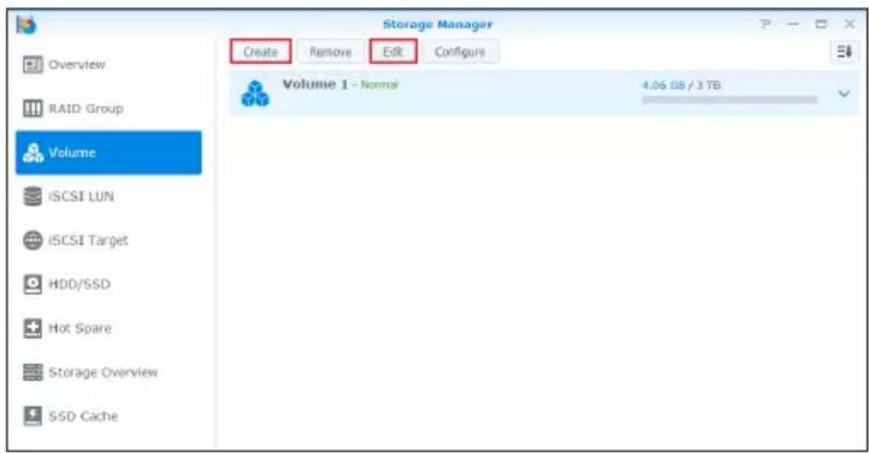 SYNOLOGY RC18015xs+ - Confirmer la connexion et gérer les espaces de stockage - 3