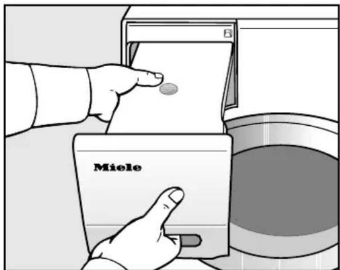 MIELE TMG 40040 WP CH - Filtre à peluches dans le réservoir à eau condensée - 1