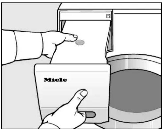 MIELE TMG 40040 WP CH - Vider le réservoir à eau condensée - 1