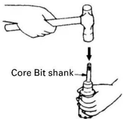 HITACHI DH 24PB - Dismounting. (Fig. 18) - 4