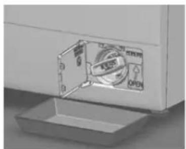 ESSENTIELB ELF 714 DD4 - Évacuation de l'eau restante et nettoyage du filtre de la pompe de vidange - 2