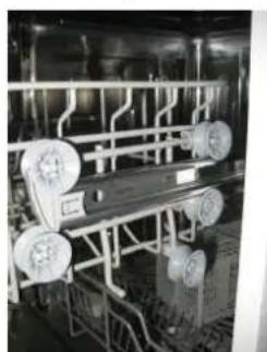 Everglades EDVW5100 - Folding back the cup shelves - 3