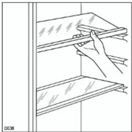 Juno Electrolux JRN44100 - Movable shelves - 1