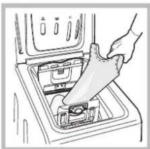 HOTPOINT-ARISTON AVTXF 149 (EU) - Jak se otvirá a zavirá prací buben - 3