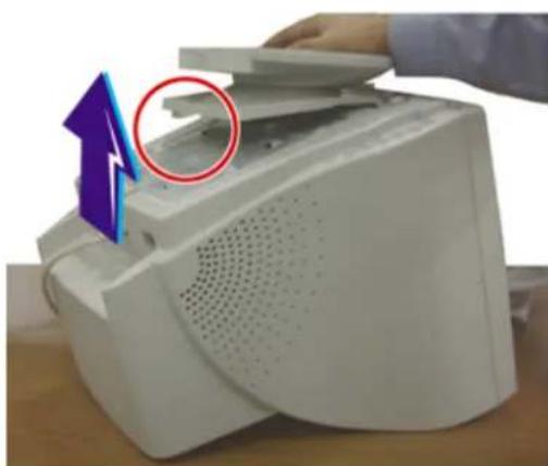SAMSUNG SyncMaster 755DFX - Enlever la base - 1