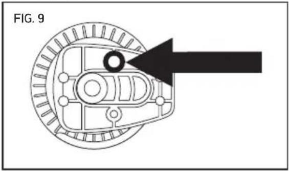 OREGON SCIENTIFIC CS1500091 - Assembling the Guide Bar and Saw Chain - 3