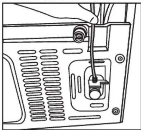 BEKO GN162431ZX - Priključitev vodne cevi na napravo - 2