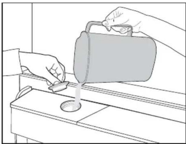 BEKO GN162431ZX - Auffüllen des Wassertanks für den Wasserspender - 1