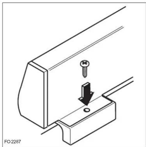 ARTHUR MARTIN ELECTROLUX CZ7600MCX - Montage de la plaque anti-éclaboussures - 3