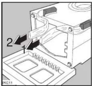ARTHUR MARTIN ELECTROLUX AW 824 F - Débridage - 3