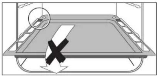 ARTHUR MARTIN ELECTROLUX FE 6427 AL - Mise en place de la grille et du plateau multi-usage - 1