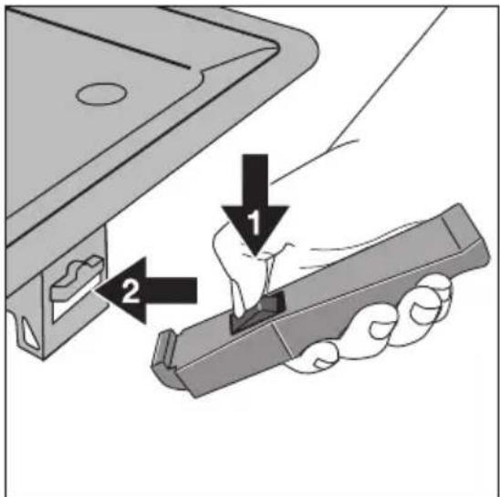 ARTHUR MARTIN ELECTROLUX FE 6427 AL - Fixer/Retirer la poignée du plateau multi-uses - 2