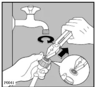ARTHUR MARTIN ELECTROLUX AW 809 F - Le filtre du tuyau d'arrivée d'eau - 1