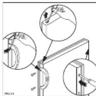 ARTHUR MARTIN ELECTROLUX AR7630C - Reversibilité du portillon du compartmentengélateur - 3