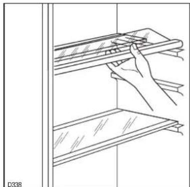 ARTHUR MARTIN ELECTROLUX AR6390T - Balconnets amovibles - 1