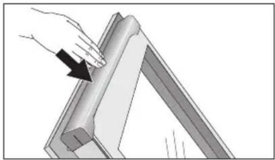 ARTHUR MARTIN ELECTROLUX FE 6426 AL - Montage des vitres de la porte - 6