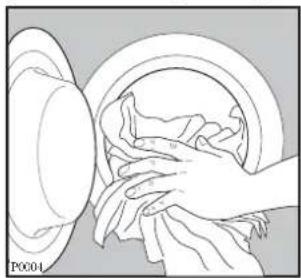 ARTHUR MARTIN ELECTROLUX AWF 1210 C - Chargement du linge - 1