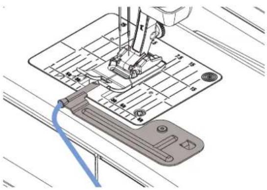 BERNINA 880 Plus - Fixer le dispositif pour nervures - 1