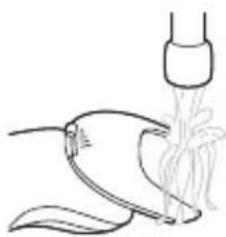 PHILIPS Series 6000 S6620 - Limpieza del accesorio perfilador de barba - 4