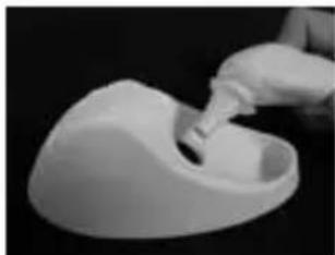 MICROLIFE IR 1DB1 - How to Reload a New Probe Cover - 4