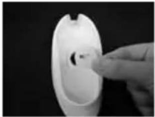 MICROLIFE IR 1DB1 - How to Reload a New Probe Cover - 1