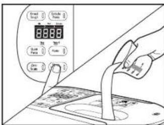 HAMILTON BEACH 86650 - To measure the liquid amount using the provided measuring cup: - 1