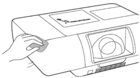 Promethean PRM30 - Nettoyage du coffret du projecteur - 1
