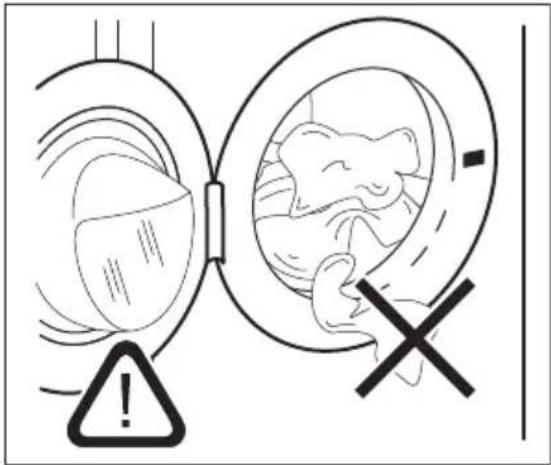 AEG L6FBG86W - Chargement du linge - 1