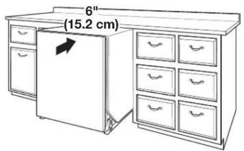 MAYTAG MDB8959SKK - Introduzca la lavavajillas en la abertura del gabinete dejando que sobresalgan 6" (15,2 cm) - 1