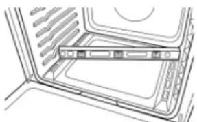 WHIRLPOOL WEG750H0HW - Réglage de l'aplomb de la cuisineire - 2