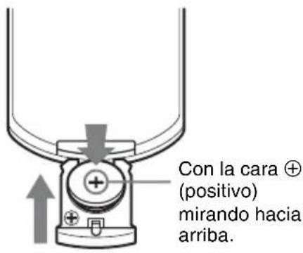 SONY VPLDX120 - Instalación de las pilas - 2