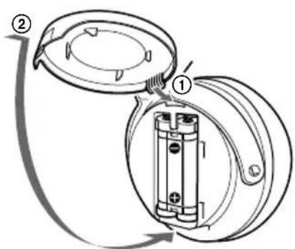 SONY MDRRF5000K - Insertion de la pile rechargeable nickel-hydrure métallique fournie - 3