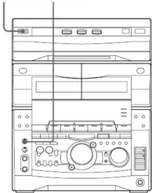 SONY MHCV818 - Ajuste el eco del microfono - 1