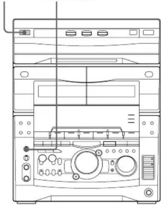 SONY MHCV818 - Réglage de l'écho du microphone - 1