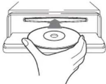SONY CDXGT400 - Inserting the disc in the unit - 1