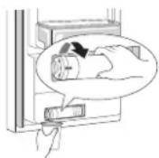 LG LRFDC2406D - Replacing the Water Filter - 2