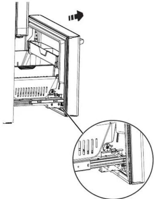 GE CFE28TP3MD1 - RETIRE LA PUERTA DEL FREEZER - 1
