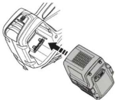 HUSQVARNA 320iB - Vstavitev baterije v izdelek - 2