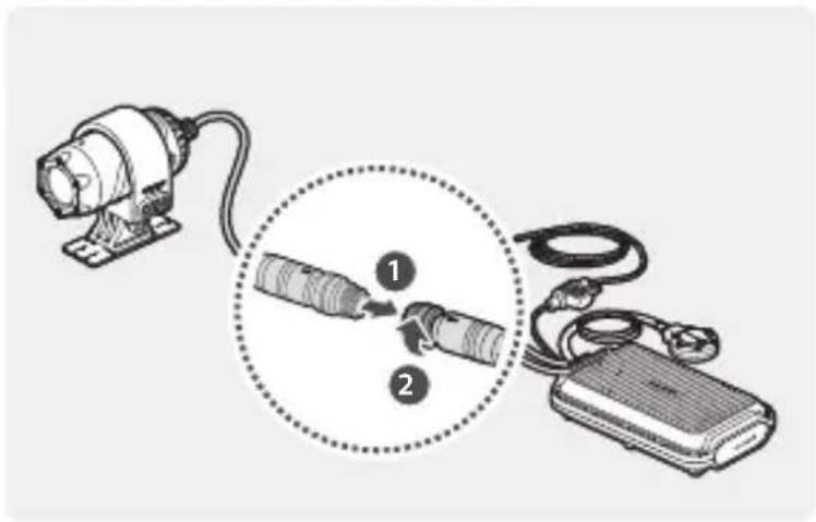 Thinkware M1 - Connecting the camera cable - 1
