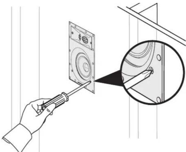 BOSE Virtually Invisible 891 - Installation de l'enceinte - 2