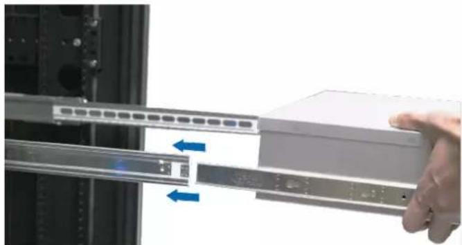 SYNOLOGY RackStation SA3200D - Pour installer le kit de rails : - 4