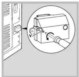 INDESIT KN3C62A(W)EU - Anschluss des Stromkabels - 2