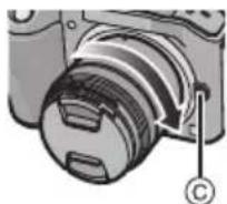 PANASONIC Lumix G Vario 1442mm f3.55.6 II ASPH - Attaching/Detaching the Lens - 2