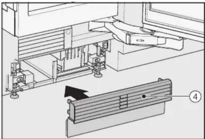 MIELE KWT 2671 ViS - Fixer le panneau et la plinthe desocle - 1