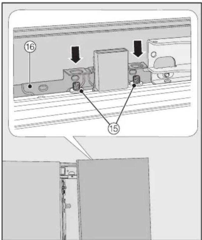 MIELE KWT 2671 ViS - Préparation du montage de la façade du meuble - 9