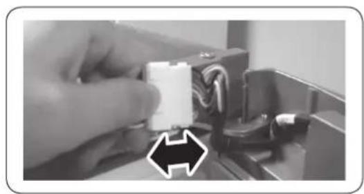 SAMSUNG RB33J3420WW - Zmena smeru otvarania dvierok - 5